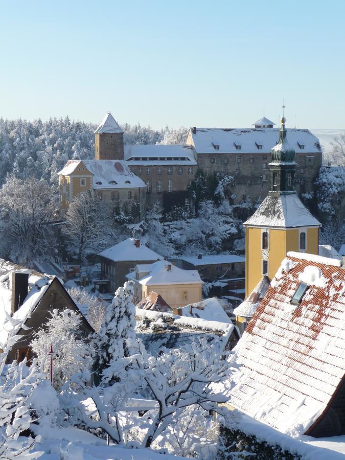 Hotel Zur Aussicht Hohnstein Exterior foto