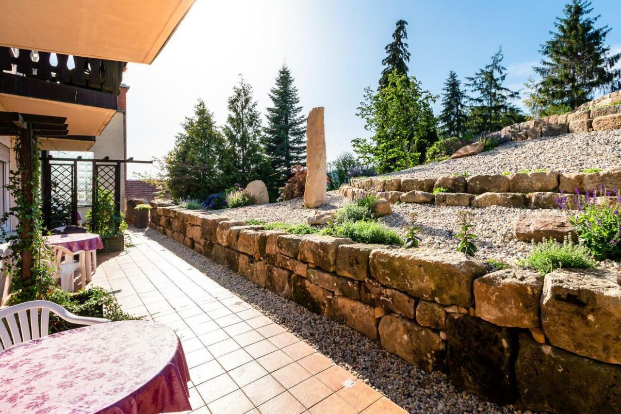 Hotel Zur Aussicht Hohnstein Exterior foto