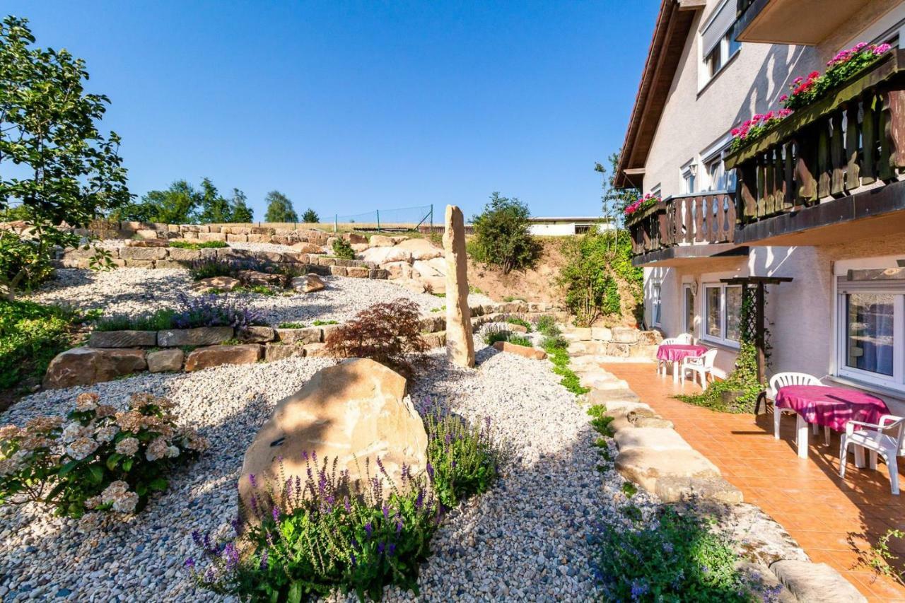 Hotel Zur Aussicht Hohnstein Exterior foto